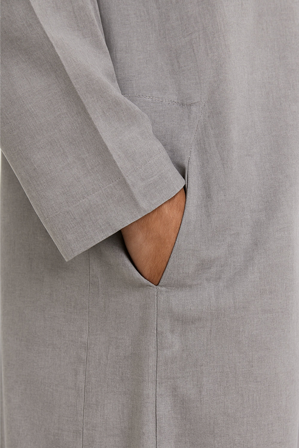 Ramaad Thawb - Omani